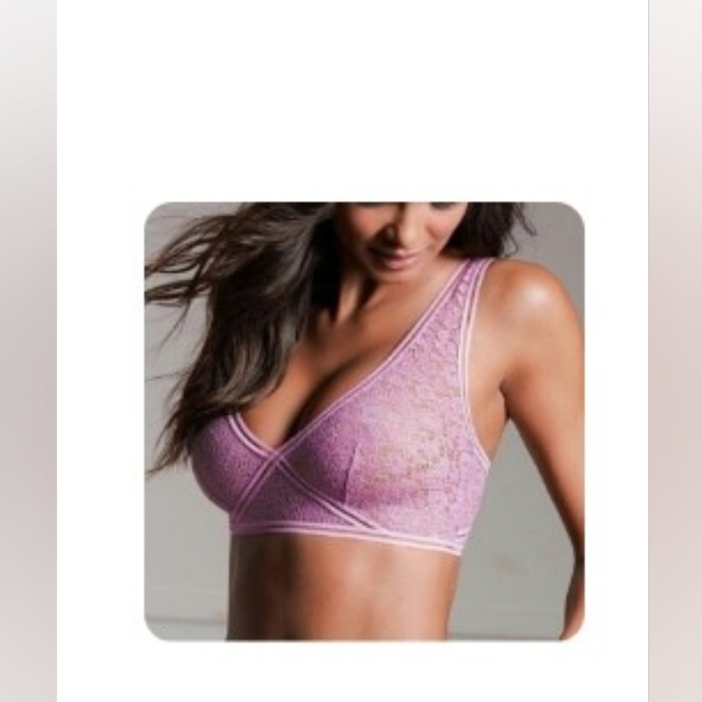 2/$25 Victoria’s Secret bralette bra